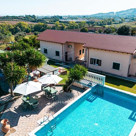 Residence Il Villaggio Del Re Corropoli Dış mekan fotoğraf